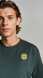 PIXEL BANANA TEE – PINE GREEN