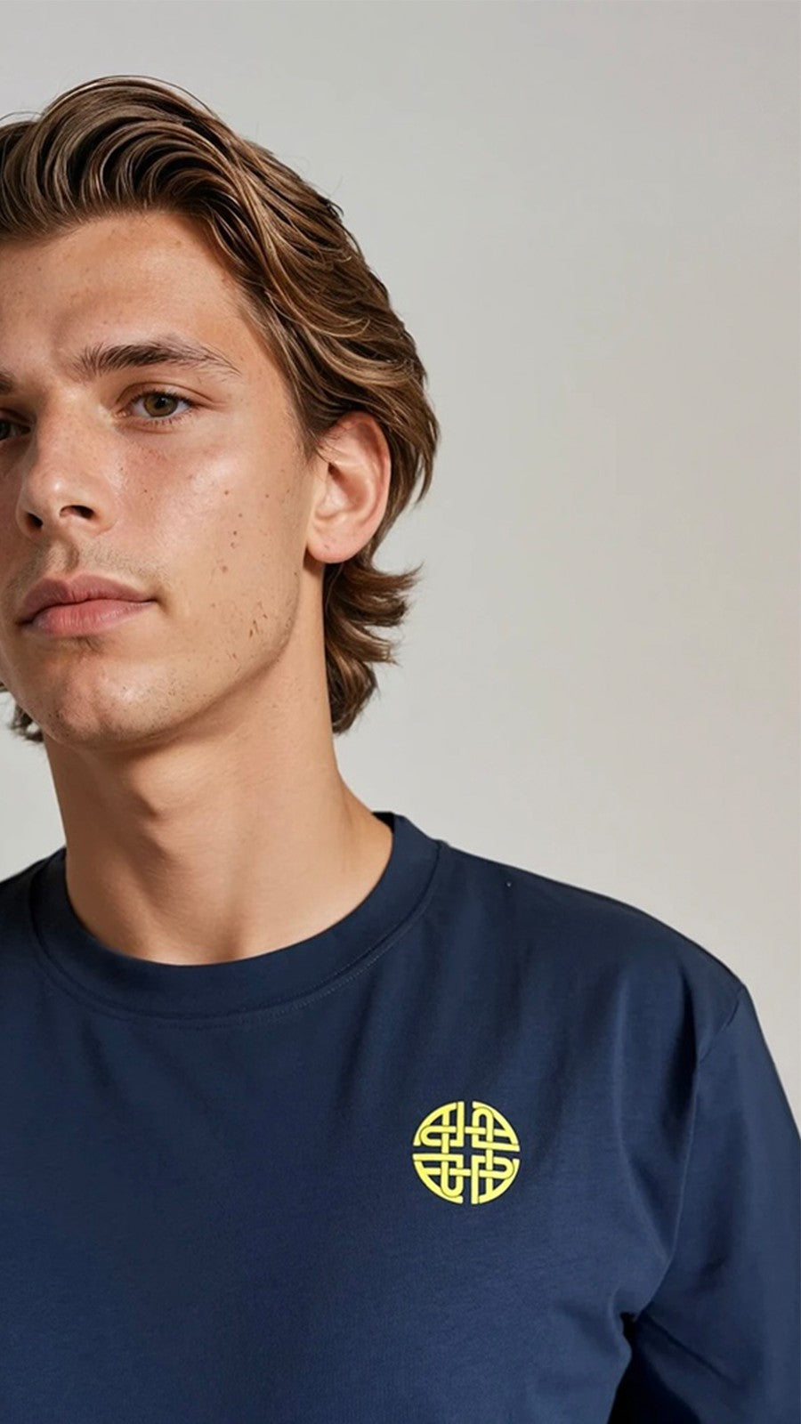 PIXEL BANANA TEE – INSIGNIA BLUE